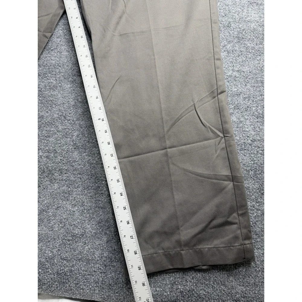 Van Heusen Mens Pants Gray Size 40x32 Flat Front Classic Fit 100% Cotton